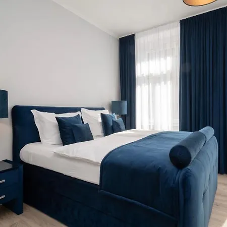 Апартаменты Blue Sky Center *