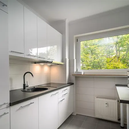 Blue Sky Center アパート